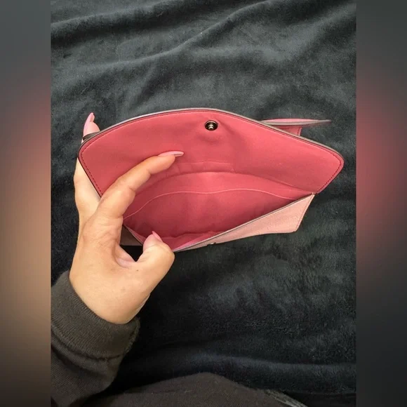 Coach Pink 2 toned Women's Bag - Picture 6 of 10